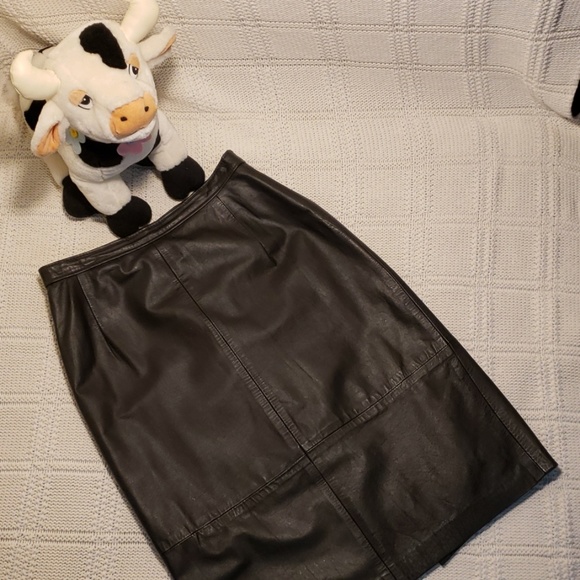 Comint Dresses & Skirts - Vintage Comint leather skirt